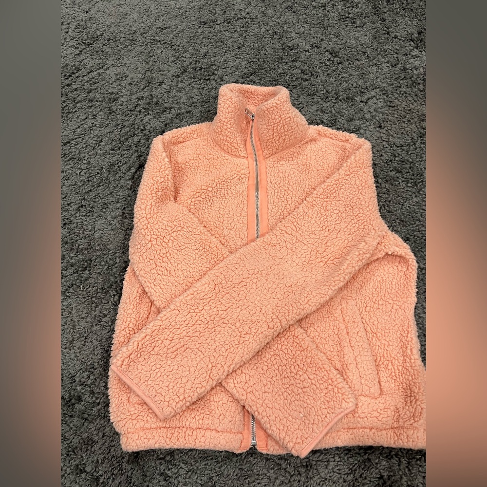 Old navy peach Sherpa zip up jacket